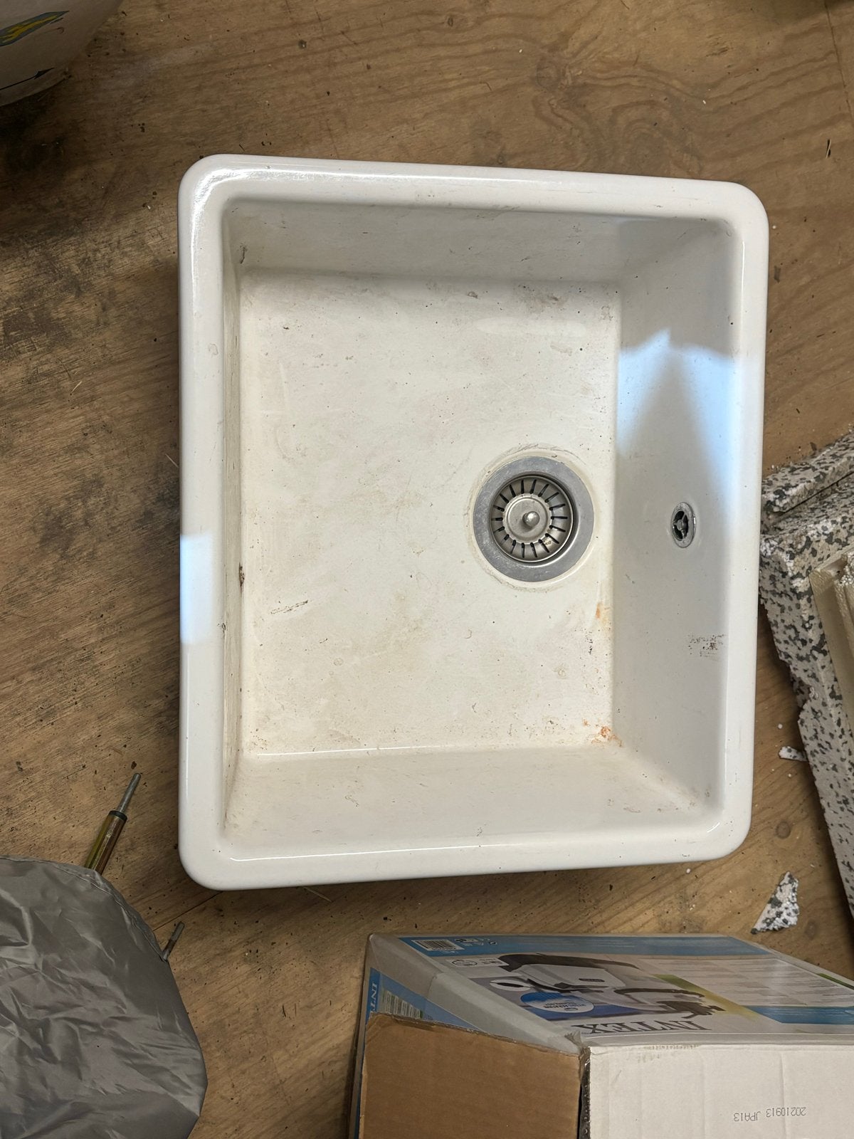 Witte wasbak met afvoerplug, Ophalen, Gebruikt, Wastafel