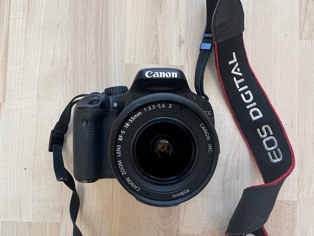 Canon EOS-550D Camera, Audio, Tv en Foto, Fotocamera's Digitaal, Gebruikt, Spiegelreflex, Canon, Ophalen of Verzenden