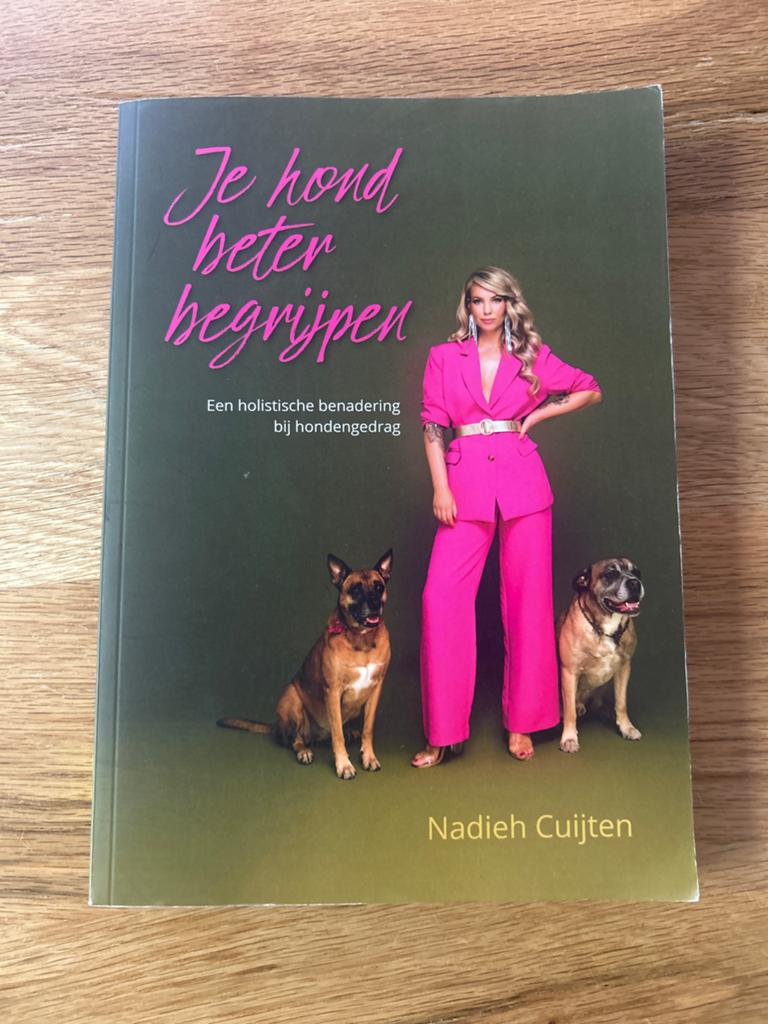 Je hond beter begrijpen - Nadieh Cuijten, Boeken, Ophalen of Verzenden, Zo goed als nieuw, Honden