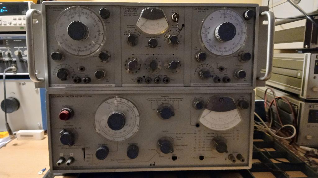 Marconi TF2331A vervormingsmeter met functiegenerator, Doe-het-zelf en Verbouw, Meetapparatuur, Ophalen, Gebruikt, Overige meters