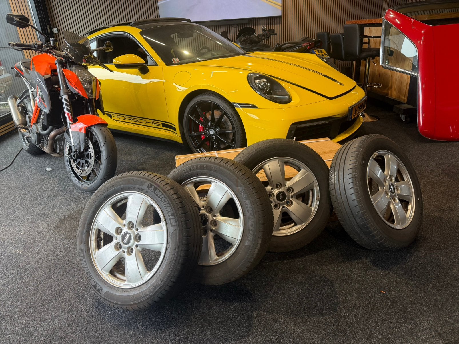 Mini 175-65-15 zomer michelin, Ophalen, Info@michelin.com, Gebruikt, 15 inch