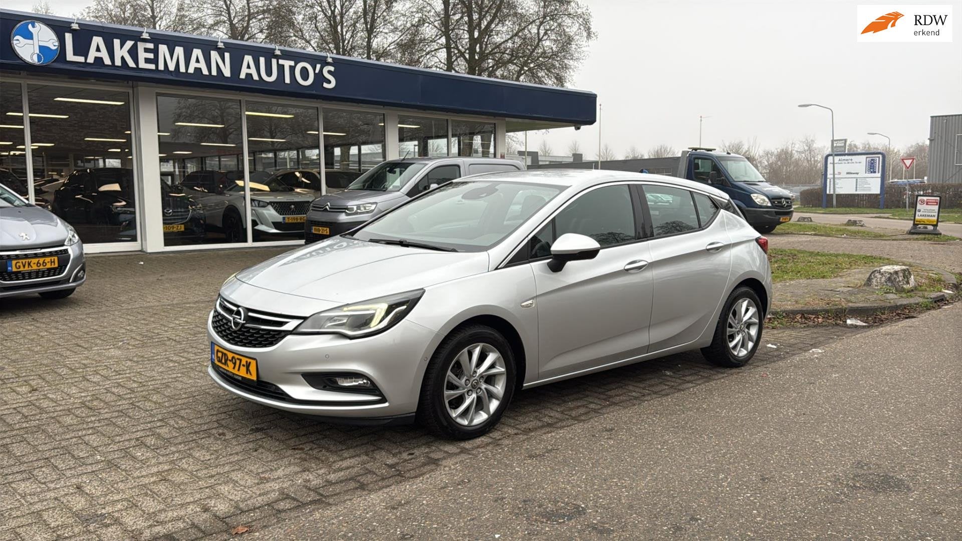 Opel Astra 1.4 Turbo S/S Silverline Huurkoop Inruil APK Gara, Auto's, 125 pk, Gebruikt, Euro 6, 4 cilinders
