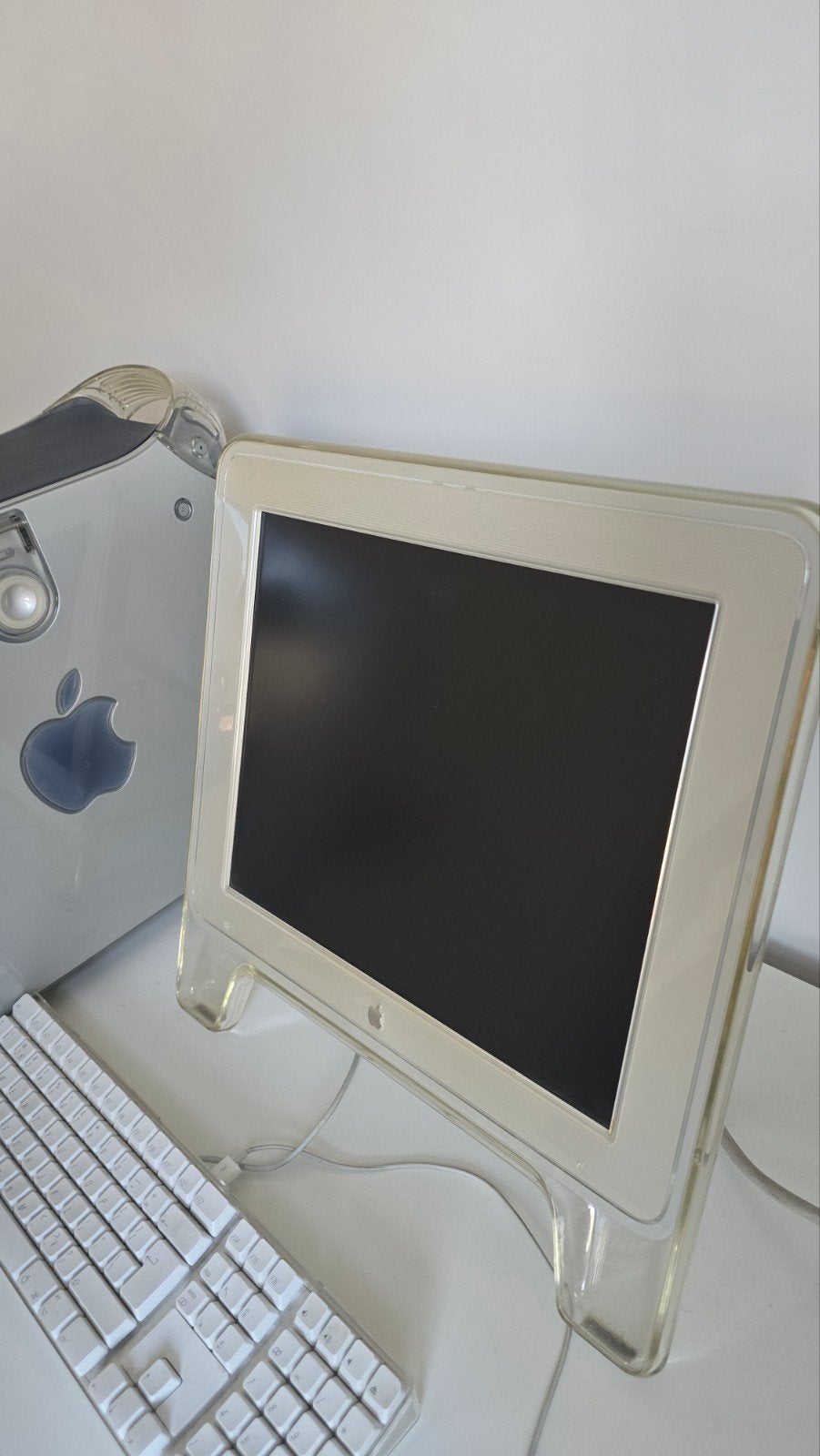 Foto 12 van Complete Vintage Apple Power Mac G4 Set (400 MHz, Dual HDD..