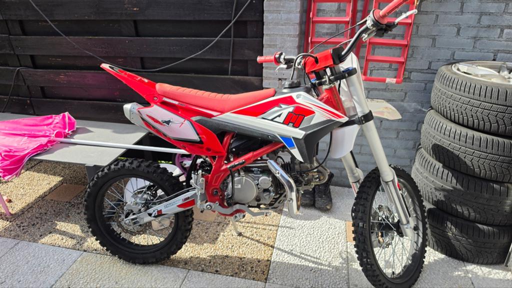 150cc crosser, Zo goed als nieuw, Ophalen, Overige merken, 150 cc