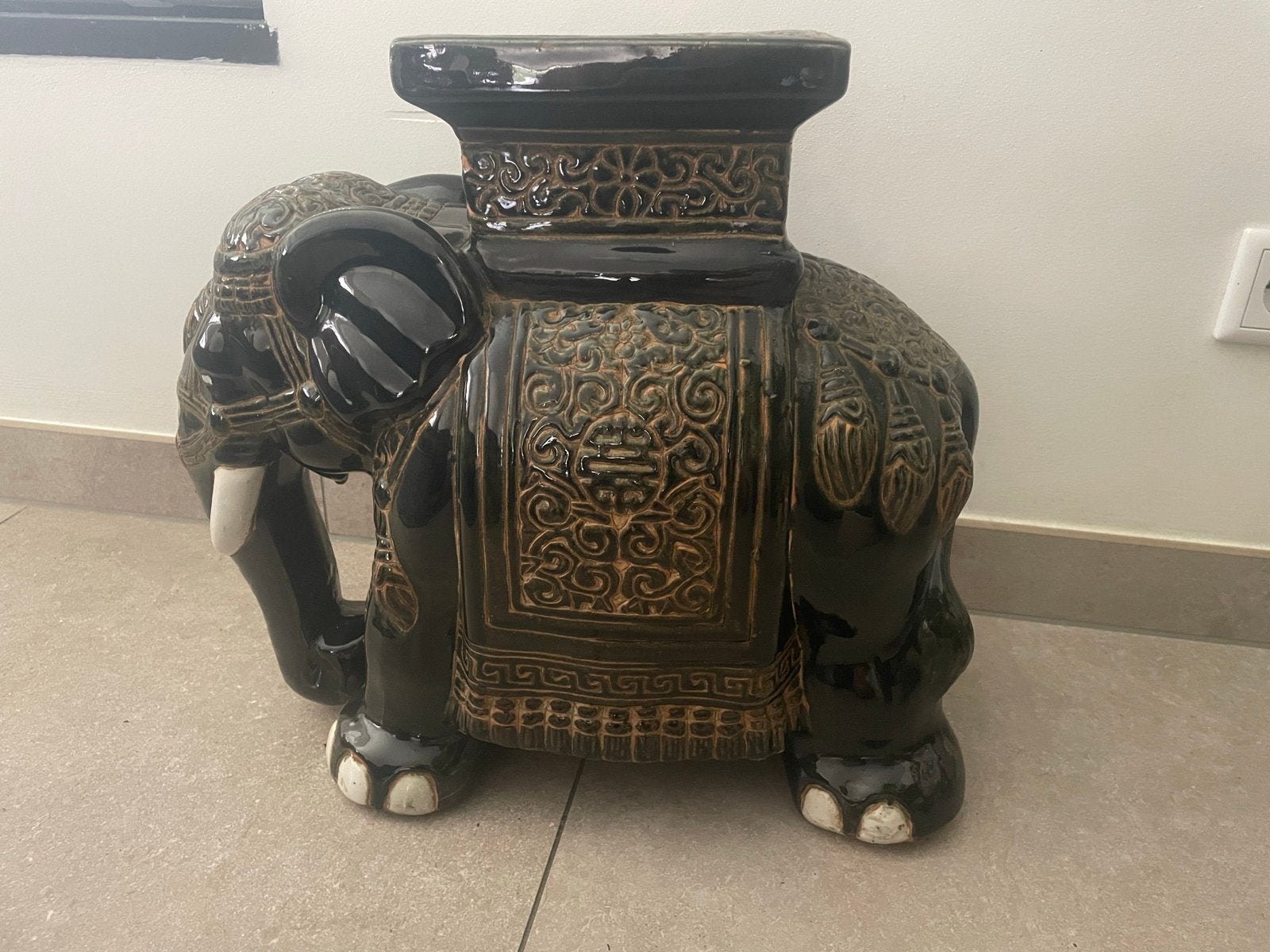Decoratieve vintage olifant XXL plantenstandaard, Zwart, Ophalen of Verzenden, Steen/keramiek, Oosters