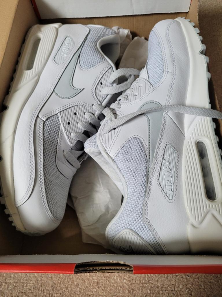 Nieuwe Nike air max 90 essentials maat 42,5, Ophalen of Verzenden, Nieuw