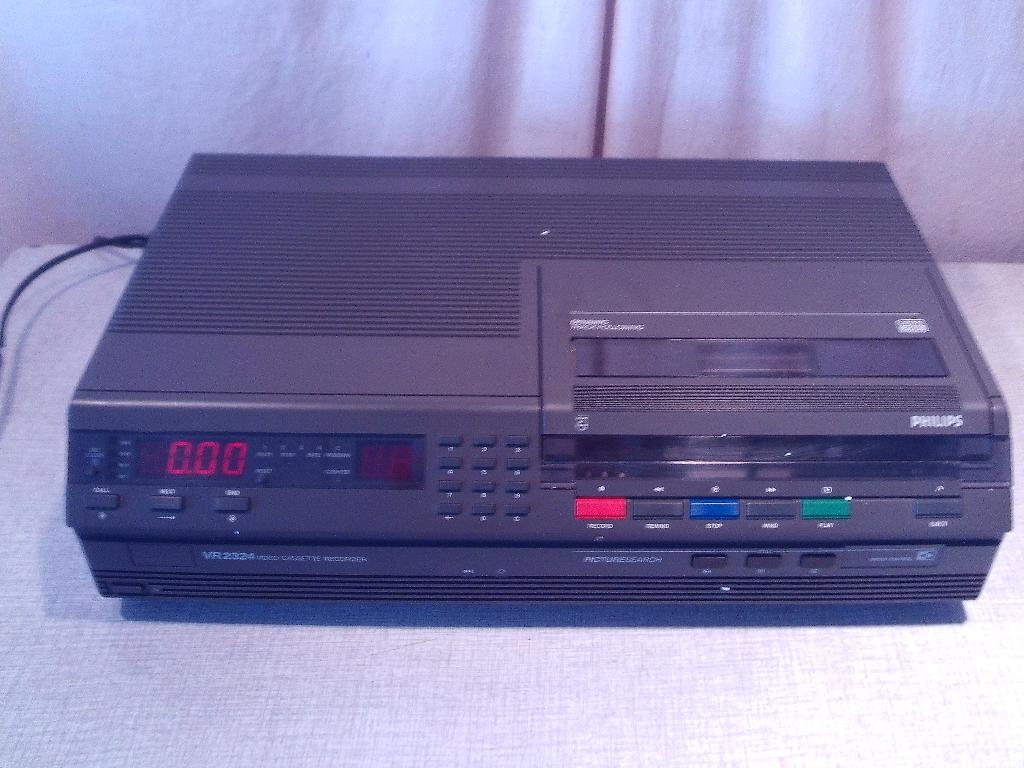 Prima Video2000 Videorecorder van Philips - type VR2324, Ophalen of Verzenden, Zo goed als nieuw, Video 2000-speler of -recorder