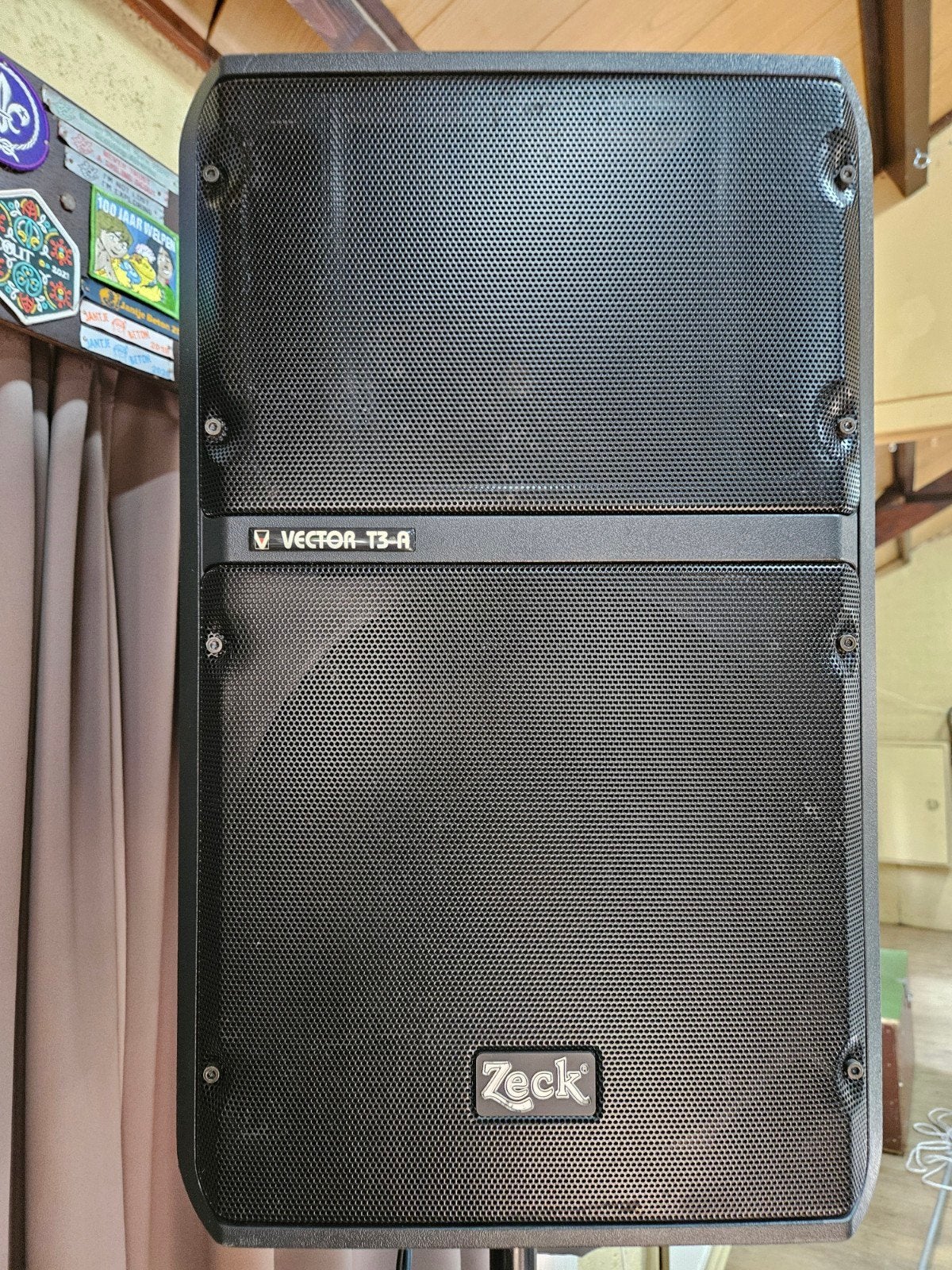 Zeck Vector T3A Actieve Luidspreker, Speakerset, Zo goed als nieuw, Ophalen, 150 watt of meer