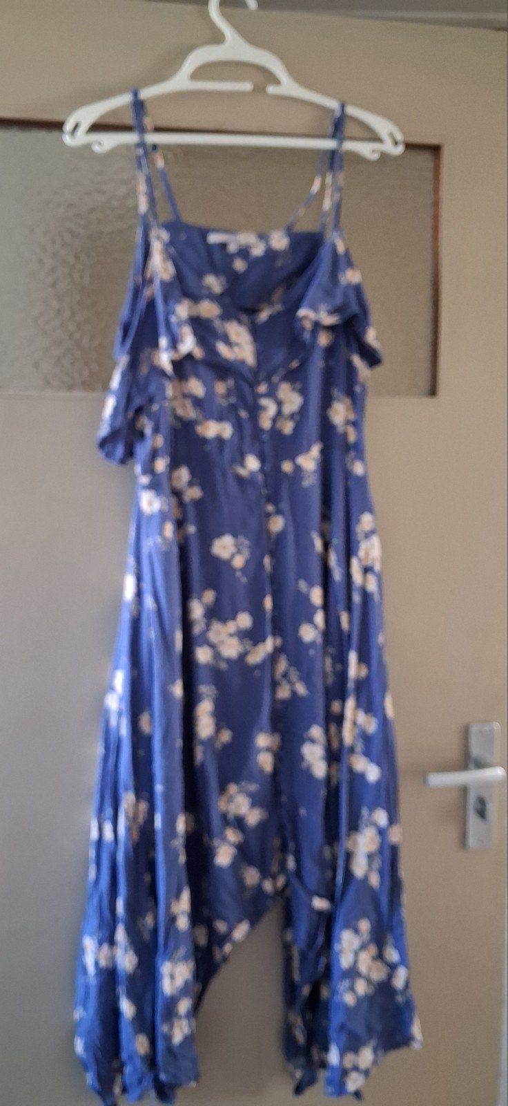 Zomerse blauwe jurk met bloemenprint - Maat 44, Blauw, Maat 42/44 (L), Ophalen of Verzenden, Zo goed als nieuw