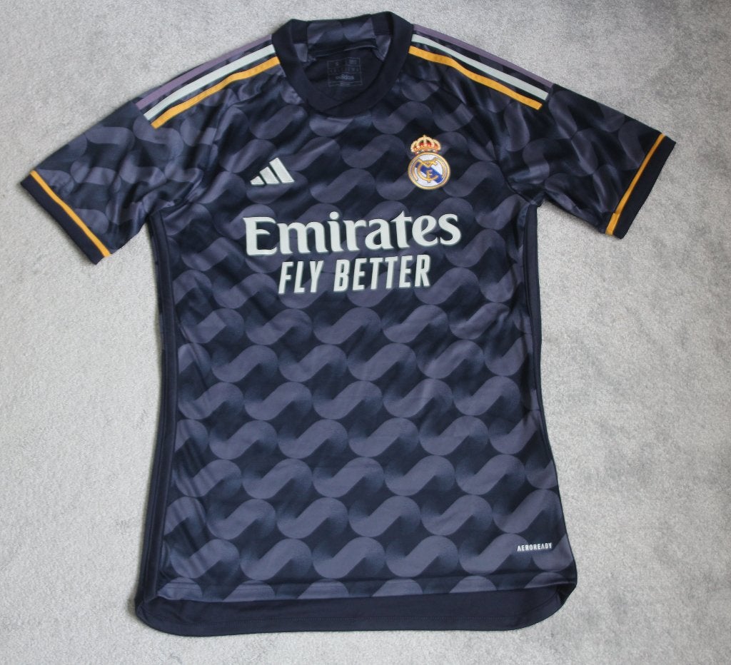 ADIDAS voetbalshirt REAL MADRID maat S (piris), Sport en Fitness, Voetbal, Maat S, Ophalen of Verzenden, Zo goed als nieuw, Shirt
