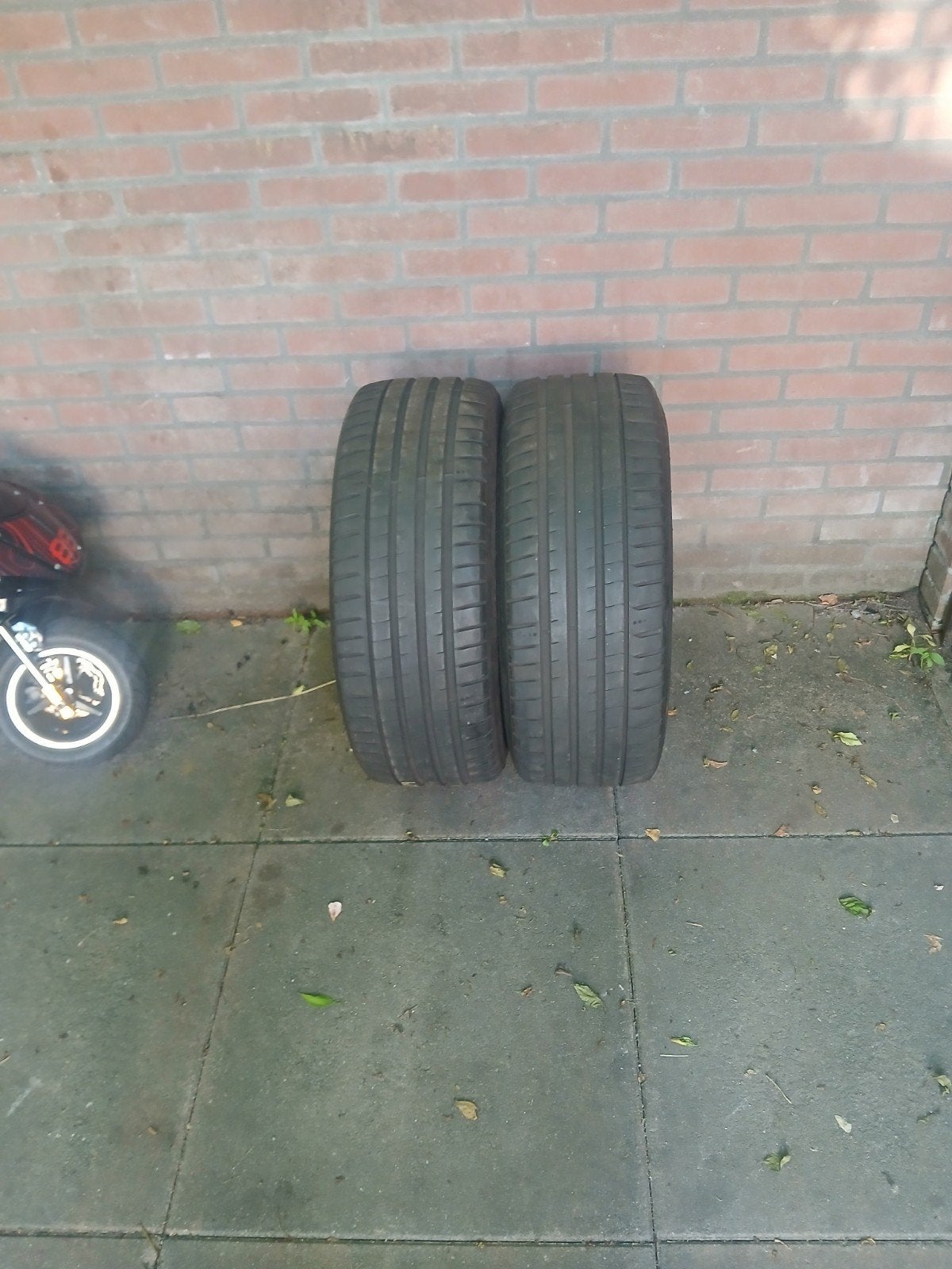 2x Michelin Pilot Sport 5 225/40 ZR19 Zomerbanden, Auto-onderdelen, Banden en Velgen, 19 inch, Gebruikt, Ophalen of Verzenden