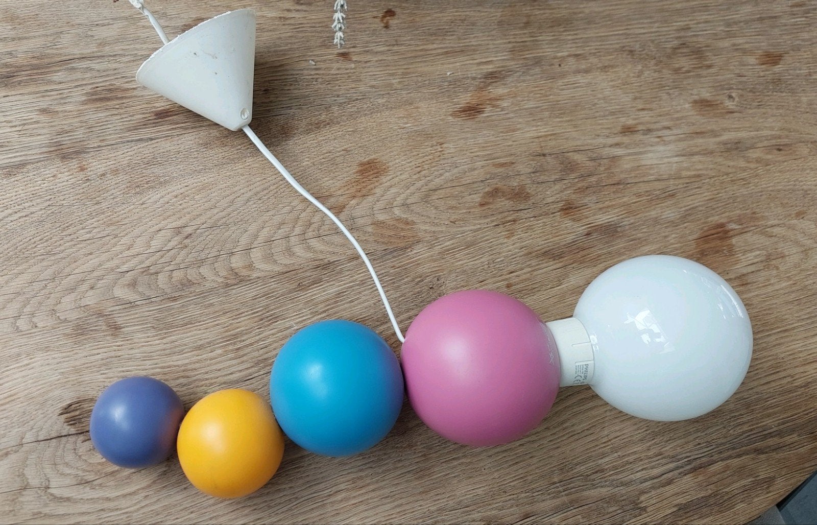 vintage kinderkamer hanglamp ruby gekleurde bollen hanglamp, Ophalen of Verzenden, Zo goed als nieuw, Lamp