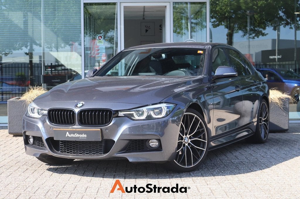 BMW 3-Serie (f30) 318i M-Sport | Cruise | Camera | Climate |, Auto's, BMW, 136 pk, Gebruikt, 3 cilinders, Sedan