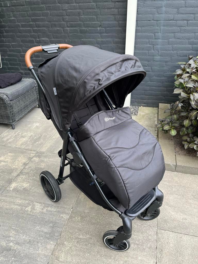 Kinderkraft Buggy met Voetenzak en Regenhoes, Ophalen, Gebruikt, Regenhoes
