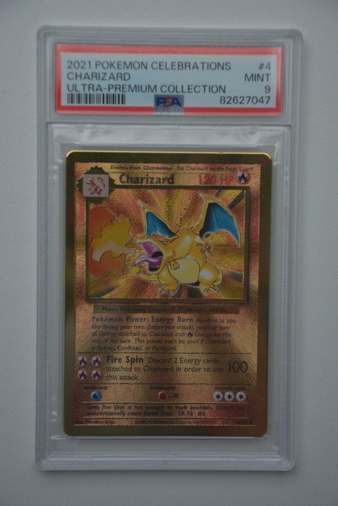 Celebrations Charizard Holo Ultra-Premium Collection PSA 9, Ophalen of Verzenden, Gebruikt, Losse kaart, Foil