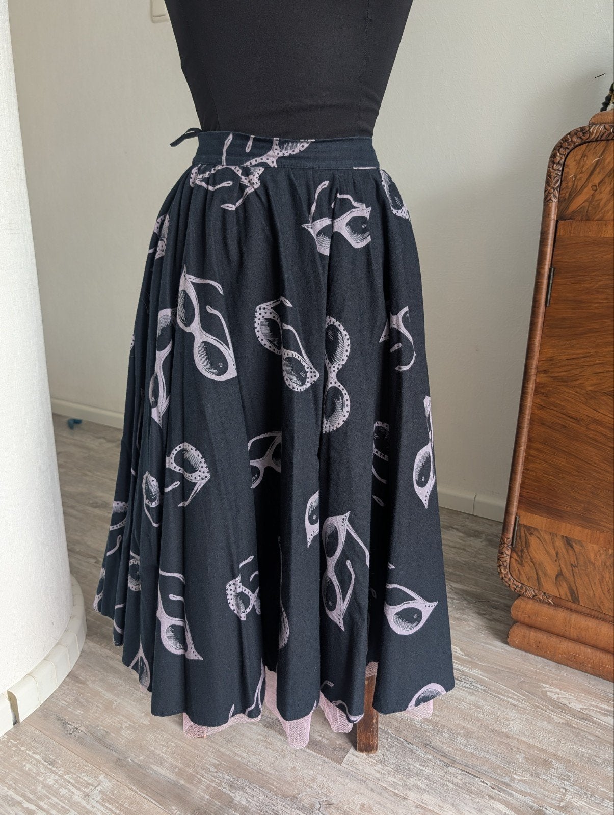Vintage rok met zonnebril print en tule onderrok, Ophalen of Verzenden, Zo goed als nieuw, Roze, Maat 36 (S)