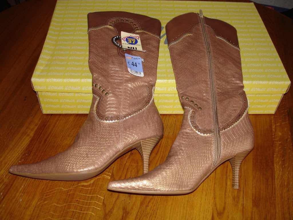 Trendy exclusieve  cowboy laarsjes, in mt 37 NIEUW!, Hoge laarzen, Overige kleuren, Nieuw, Ophalen of Verzenden