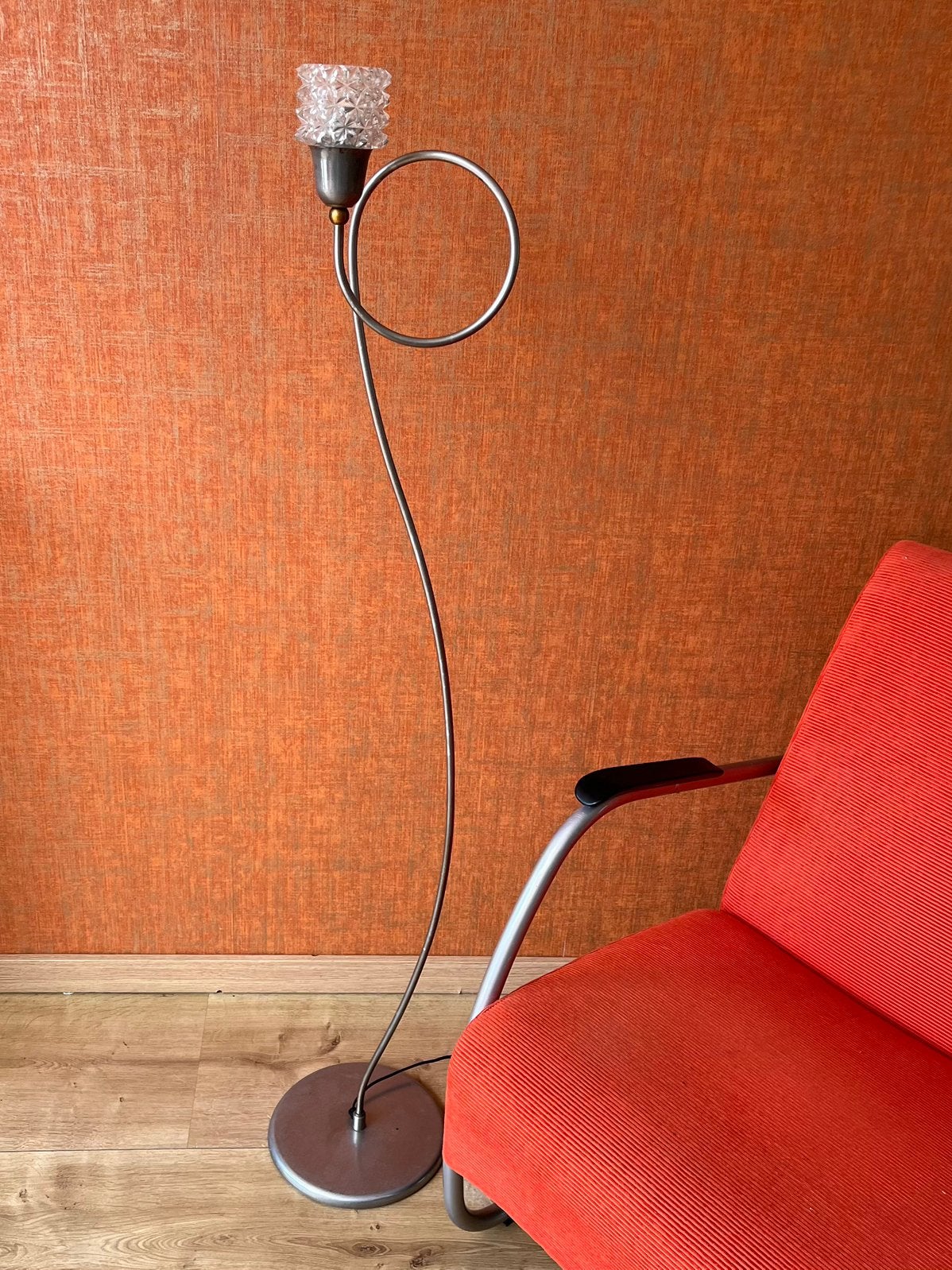 Vintage vloerlamp, Ophalen, Zo goed als nieuw
