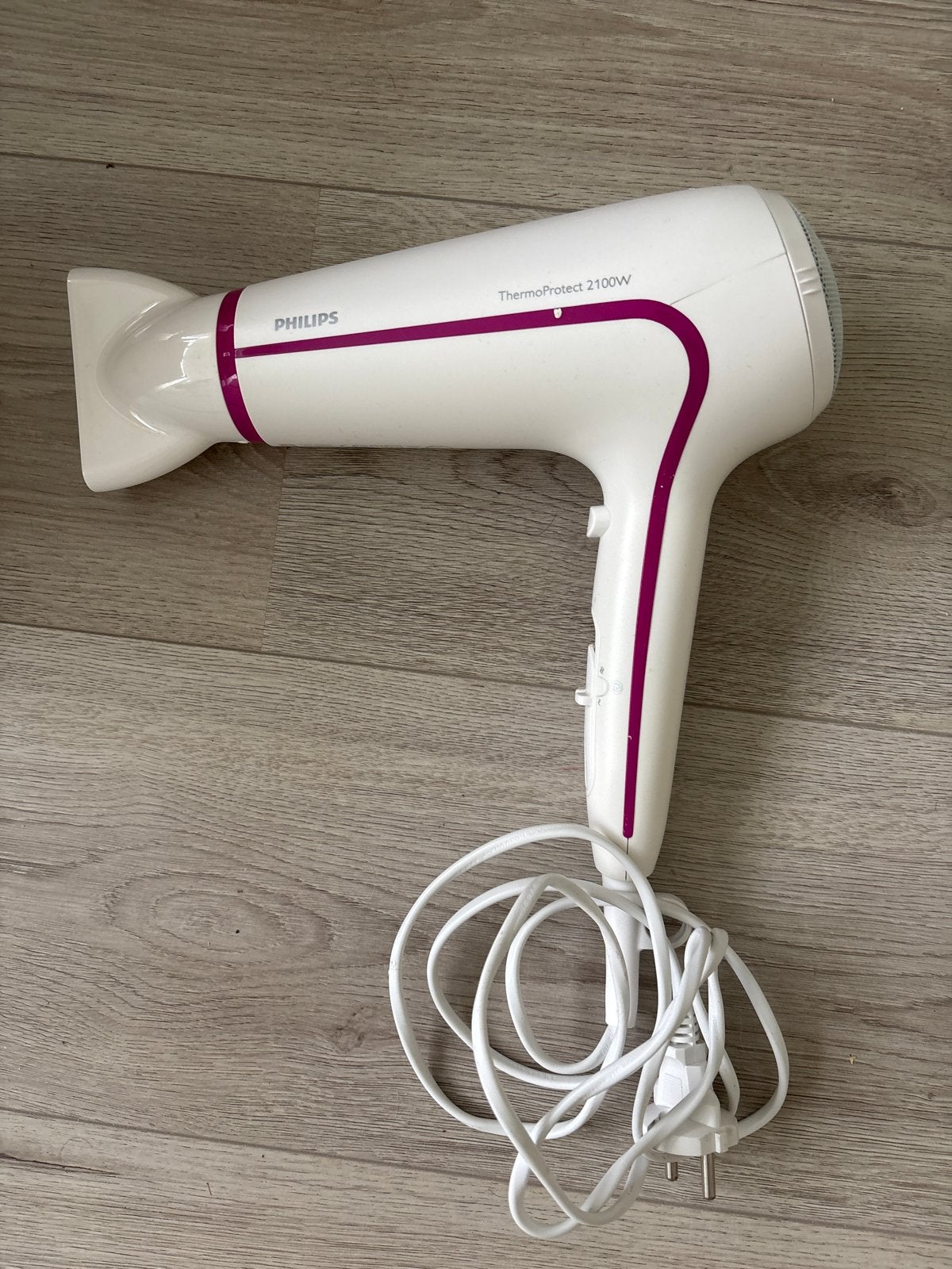 Philips ThermoProtect 2100W Föhn - Wit/Paars, Ophalen of Verzenden, Zo goed als nieuw, Haarverzorging