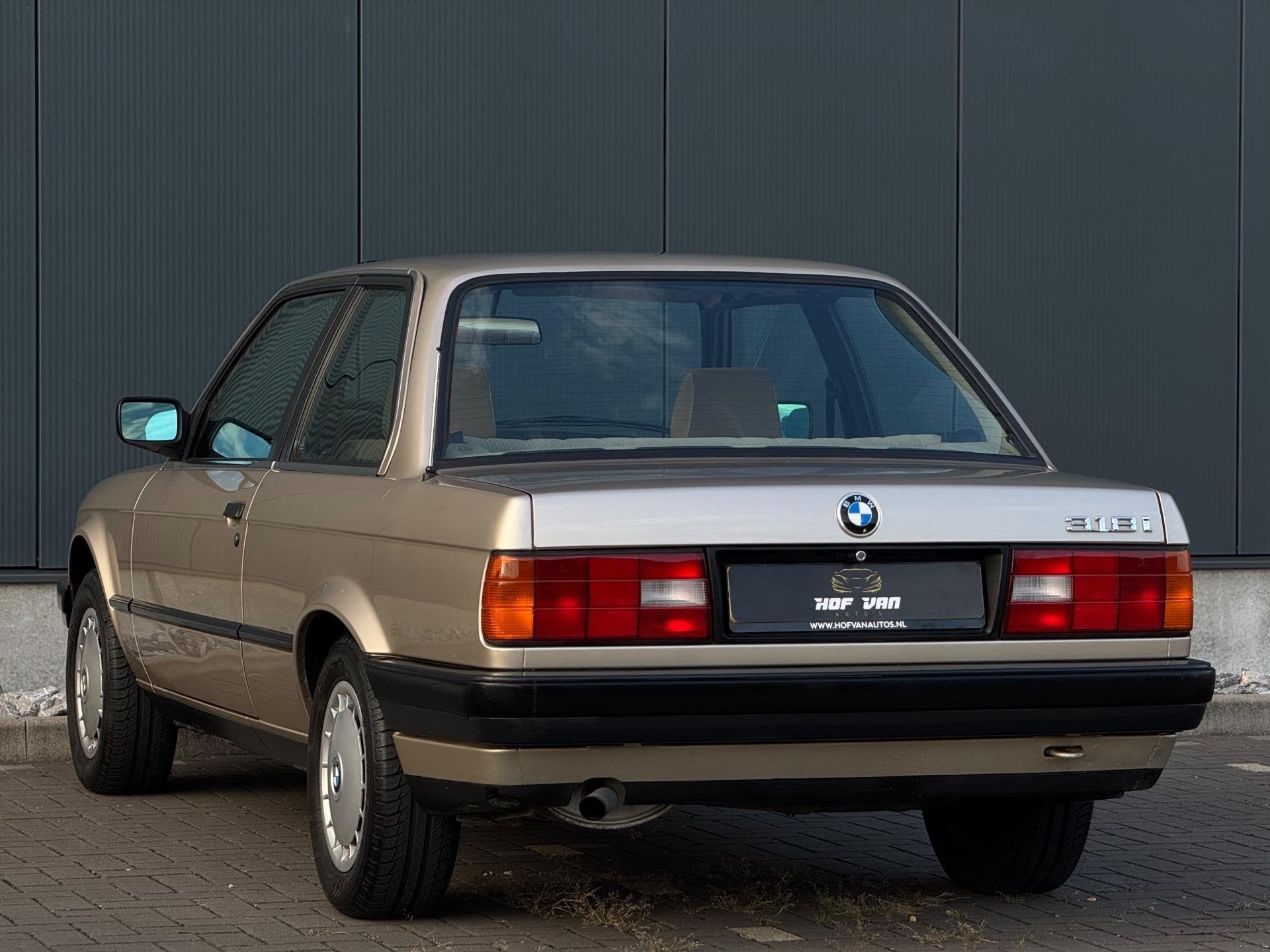 BMW 318I E30 Automaat/Youngtimer, foto 3