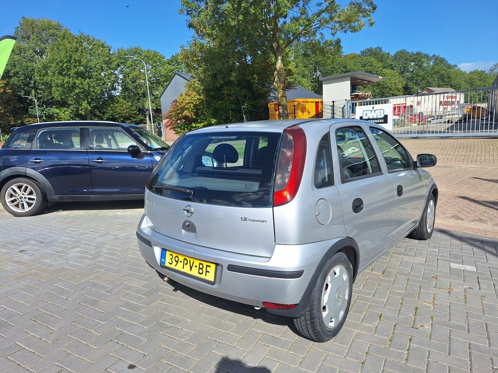 Opel Corsa 1.2-16V Rhythm / 114.548 km NAP / APK september 2, Auto's, Voorwielaandrijving, 450 kg, Gebruikt, 31 €/maand