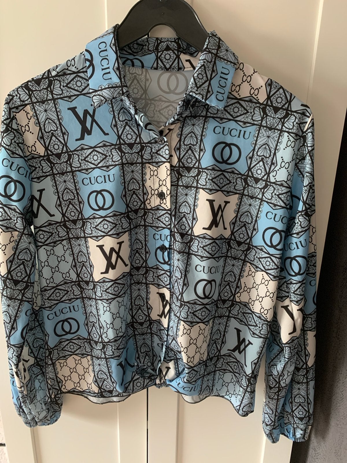 Blouse met print - Blauw/Wit/Zwart, Kleding | Dames, Blouses en Tunieken, Ophalen of Verzenden, Zo goed als nieuw, Maat 38/40 (M)