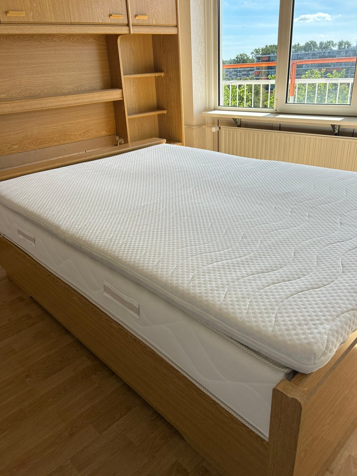 2 pers. Bed stijl blank eiken, Ophalen, 90 cm, Eenpersoons, Zo goed als nieuw