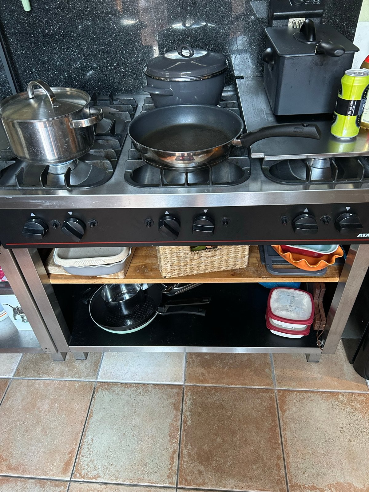Horeca 6-pits gasfornuis - Professionele kwaliteit, Witgoed en Apparatuur, Fornuizen, Gebruikt, Vrijstaand, Gas, 5 kookzones of meer