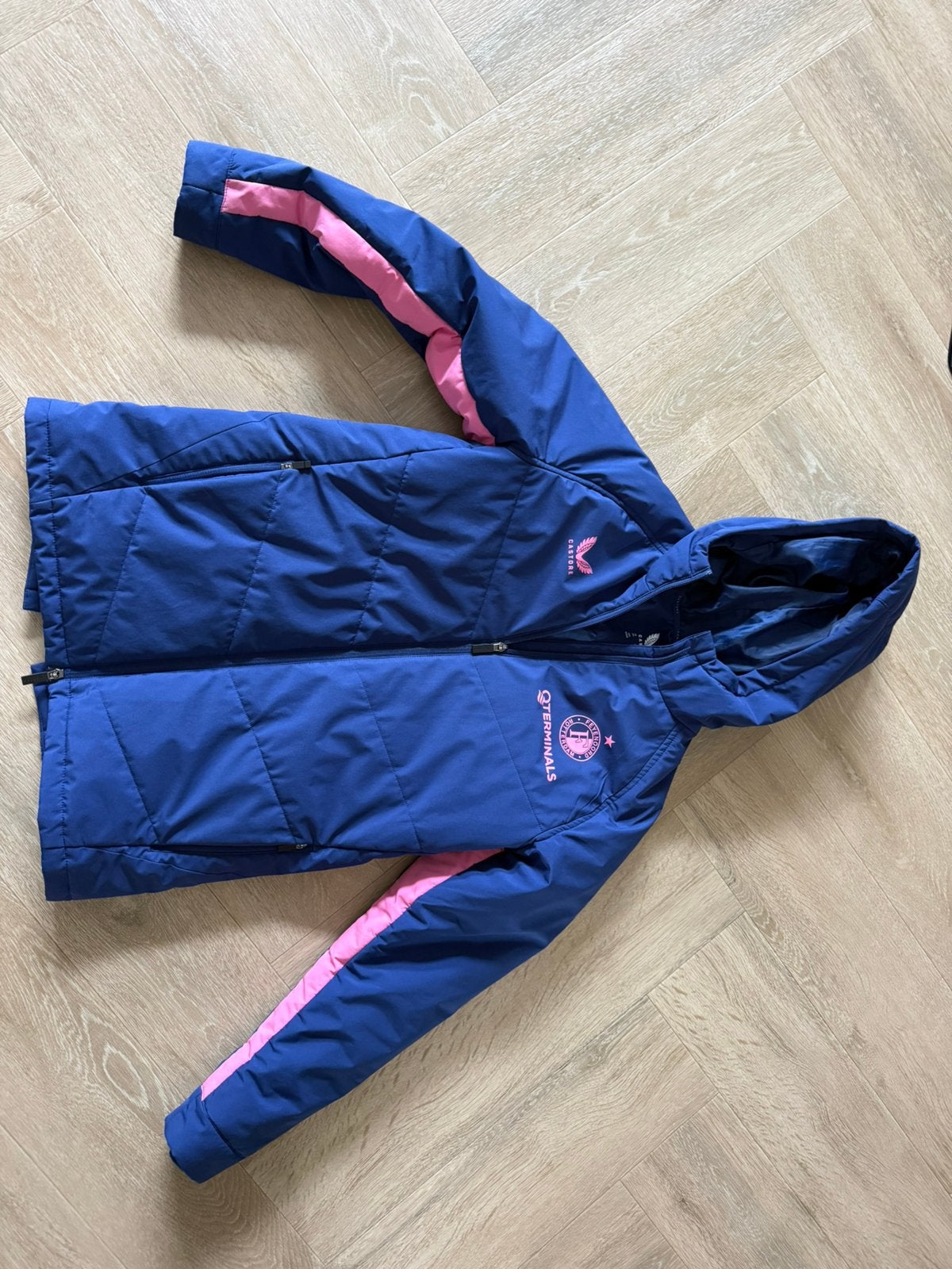 Winterjas van castore feyenoord, Kinderen en Baby's, Kinderkleding | Maat 164, Ophalen of Verzenden, Zo goed als nieuw, Jongen of Meisje