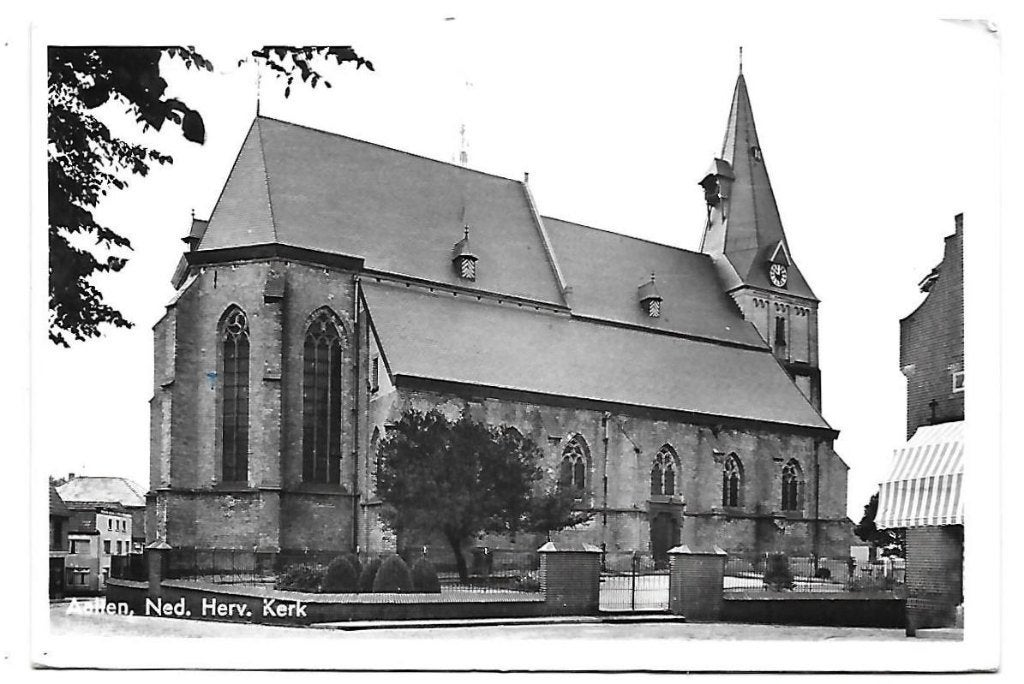 Aalten Ned Herv Kerk Ansichtkaart uit 1972 ( B457 ), Verzamelen, Ophalen of Verzenden, 1980 tot heden, Gelopen