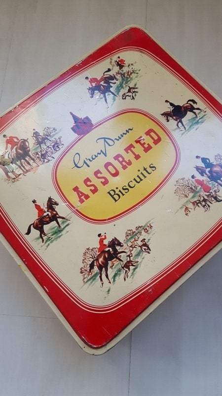 Oud  blik van Gray Dunn Assorted Biscuits. , Verzamelen, Blikken, Ophalen of Verzenden, Gebruikt, Overige