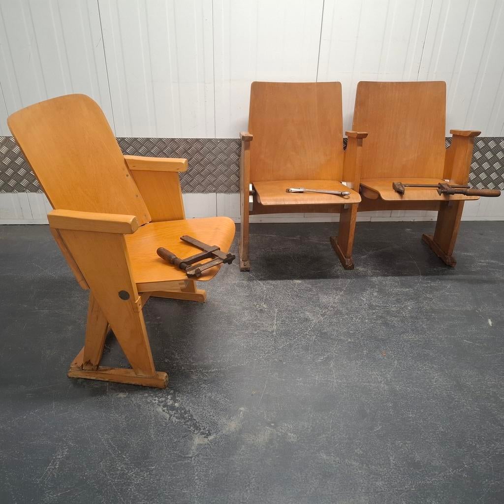 Vintage houten stoelen klapstoelen kerkbank Kerkstoelen, Huis en Inrichting, Ophalen, Vintage design Mid Century jaren 30 40 50 60 70 90