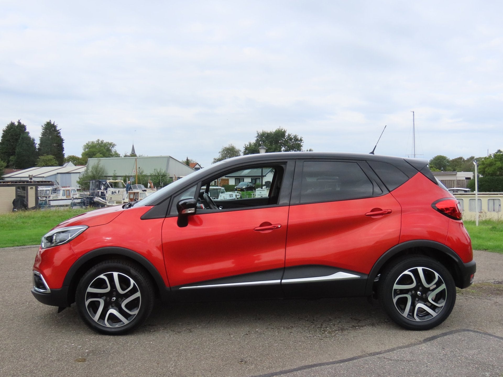 Renault Captur 0.9 TCe Xmod *1e EIG ! *LEER *NAVI *CAMERA *C, Auto's, Gebruikt, 49 €/maand, Handgeschakeld, 19 km/l