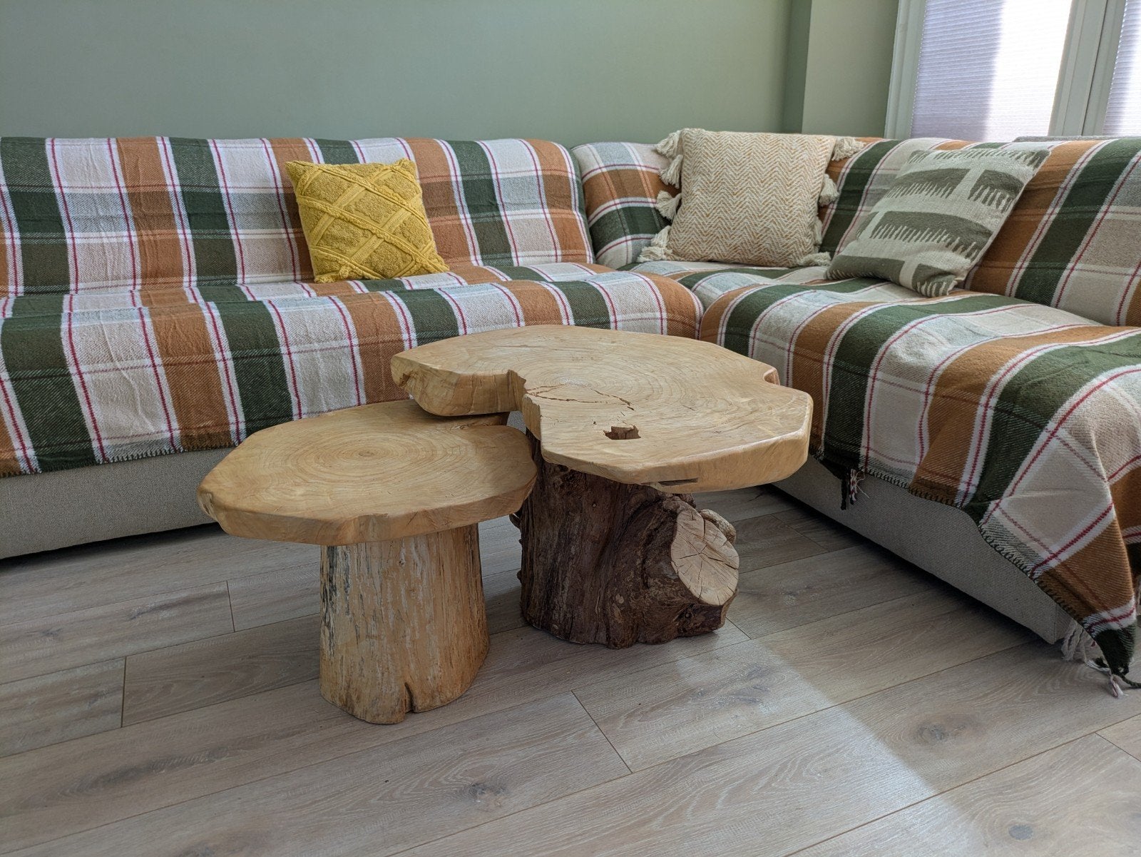 Boomstam salontafels natuurlijk hout, Ophalen, Gebruikt