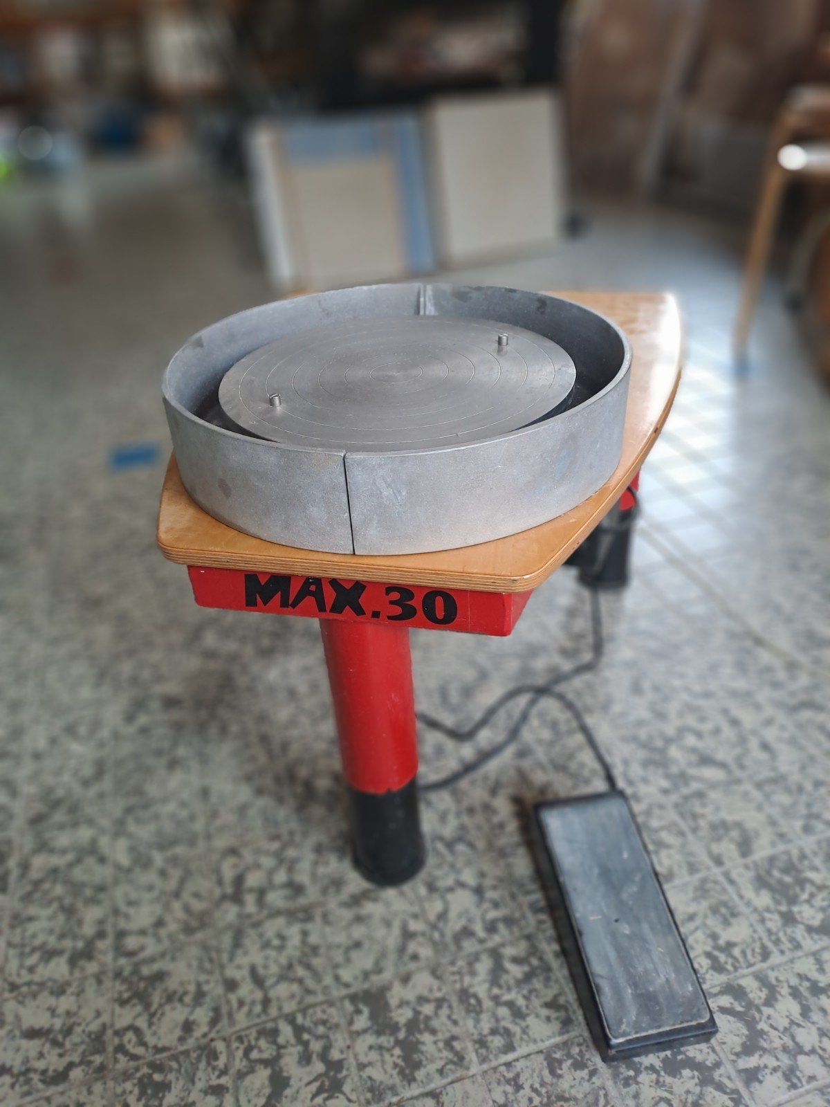 Roderveld pottenbakkersschijf met voetpedaal en extra platen, Hobby en Vrije tijd, Ophalen, Gebruikt