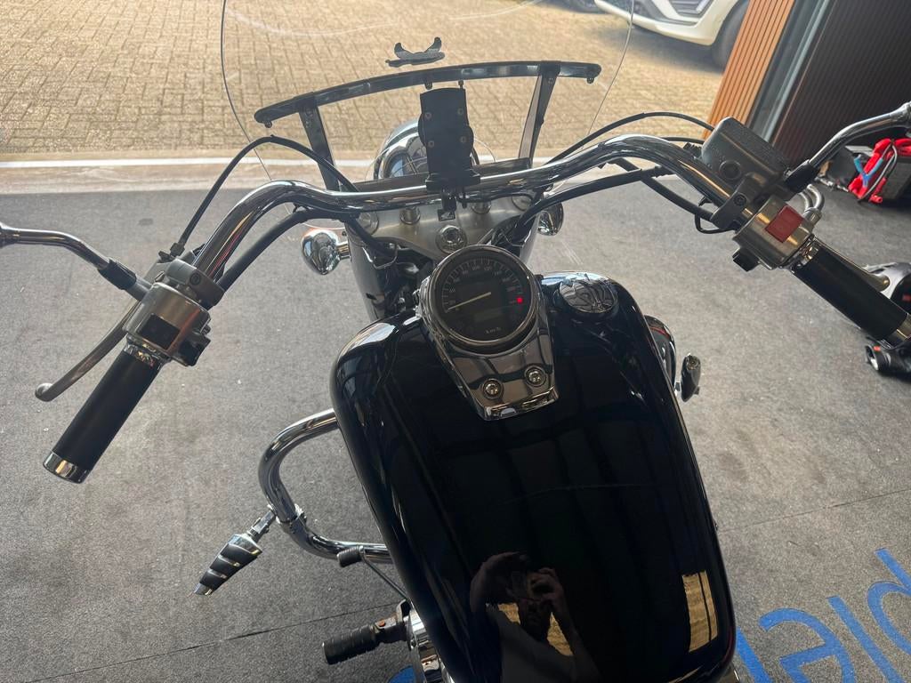 Honda Chopper VT 750C Shadow ACE Cardan Windscherm Voetsteun, 745 cc, Chopper, Bedrijf, Edisonstraat 25
3861NE  NIJKERK, NL