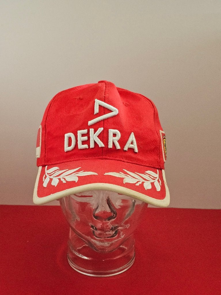SALE: Ferrari, M. Schumacher Dekra, Cap. <<Nieuw>>, Verzamelen, Ophalen of Verzenden, Nieuw, Formule 1