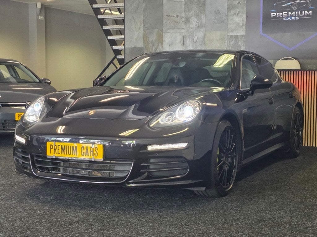 Porsche Panamera Porsche Panamera S 3.0 E-Hybrid Facelift |, Automaat, Achterwielaandrijving, Gebruikt, 2995 cc