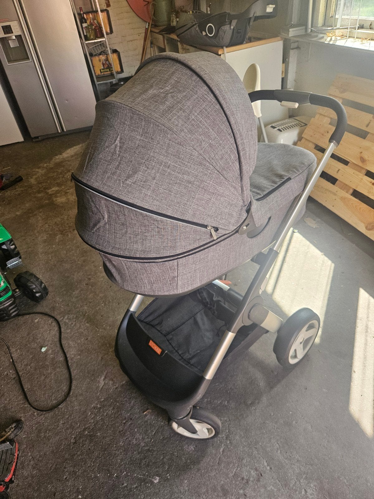 Stokke kinderwagen/buggy, Kinderen en Baby's, Kinderwagens en Combinaties, Gebruikt, Combiwagen, Overige merken, Verstelbare duwstang