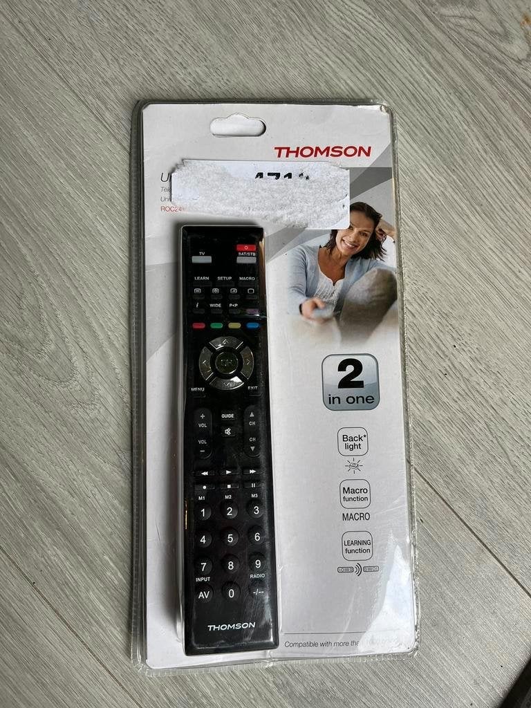 Thomson Universele afstandsbediening 2in1 ROC2411 nieuw, Audio, Tv en Foto, Ophalen of Verzenden, Nieuw