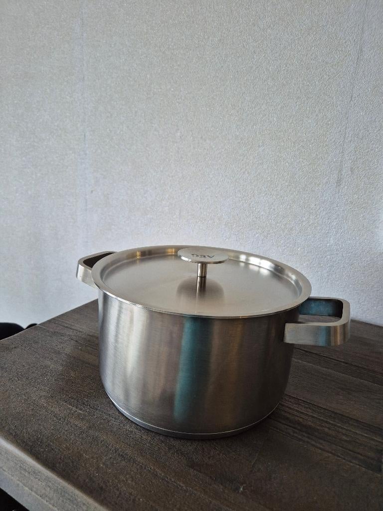 AEG kookpan 17 cm, Ophalen, Gebruikt, Rvs