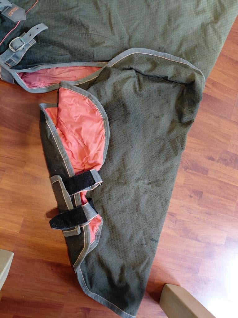400 gr zware paarddeken.voor kwpn .er 205 cm, Ophalen of Verzenden, Gebruikt