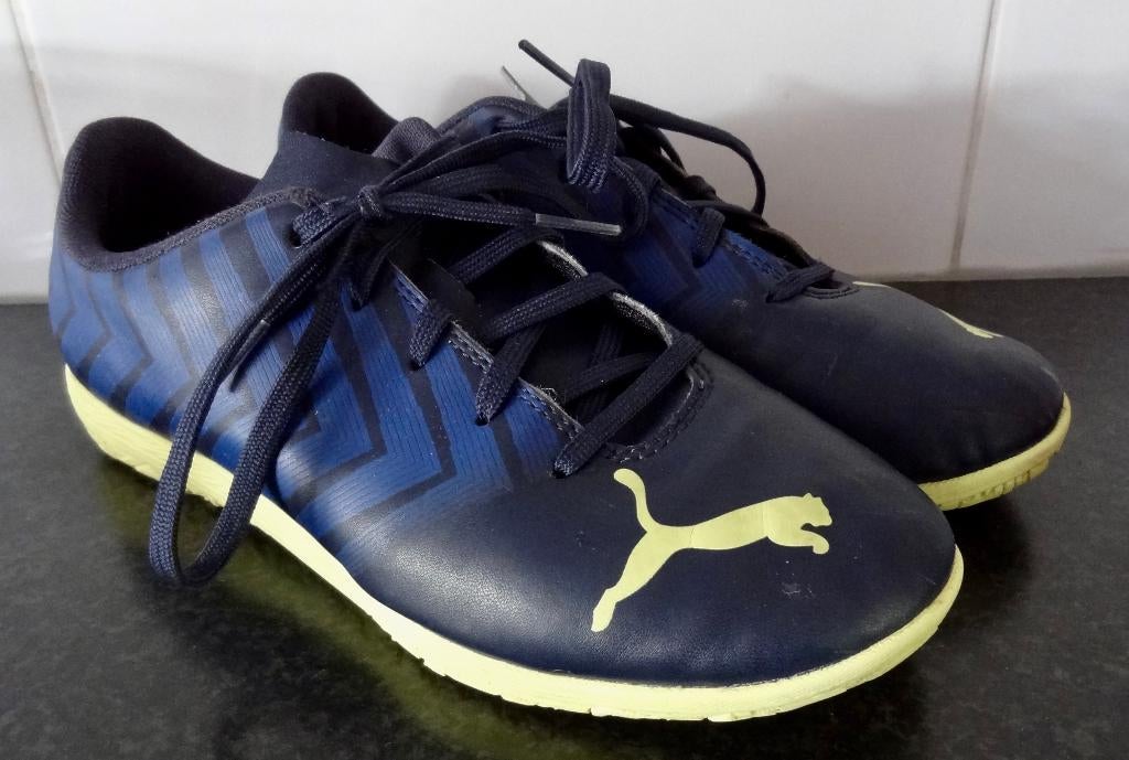 Blauwe puma sportschoenen zaalschoenen maat 37, Gebruikt, Puma, Ophalen of Verzenden, Jongen of Meisje
