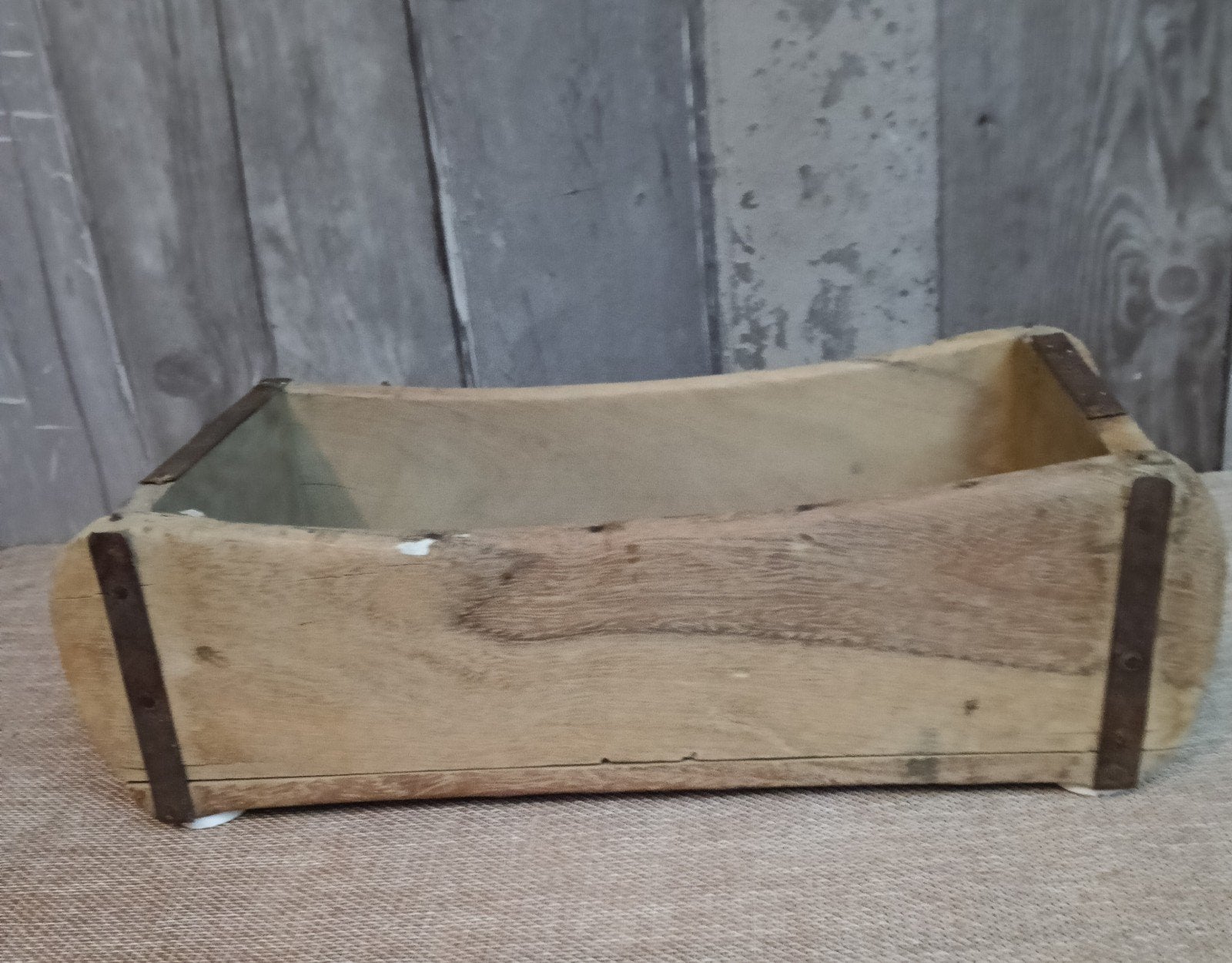Oude Indiase Steenmal - Decoratieve Houten Bak, Ophalen of Verzenden