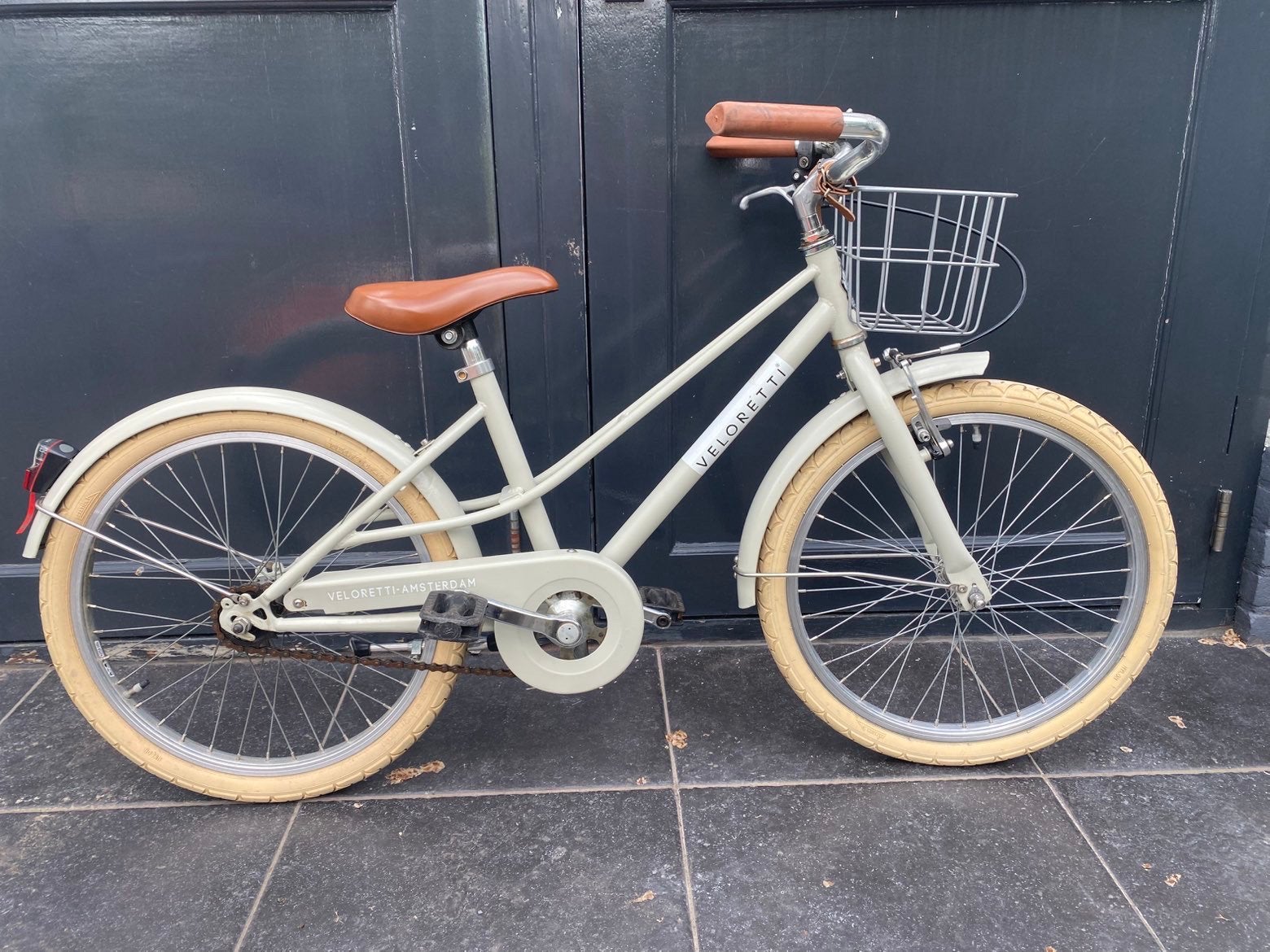 Veloretti kinderfiets 20 inch Pebble Grey nette staat!!!, Ophalen, Zo goed als nieuw, Terugtraprem, 20 inch of meer