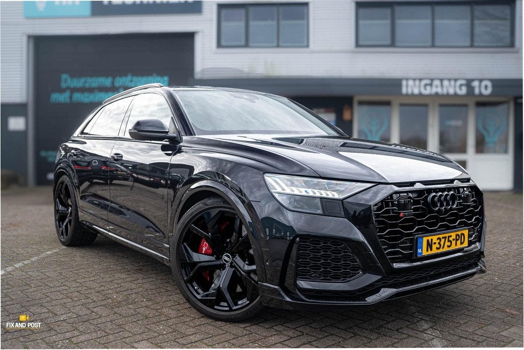 Audi RSQ8 Quattro Keramisch l Pano l HUD l softclose l Massa, Auto's, Audi, Gebruikt, 600 pk, Zwart, Bedrijf