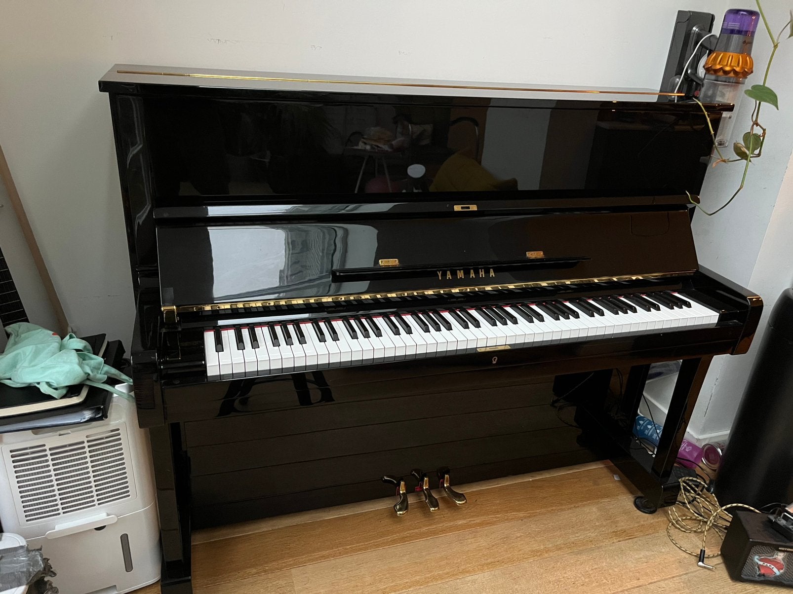 Yamaha U1, Ophalen, Zo goed als nieuw, Zwart