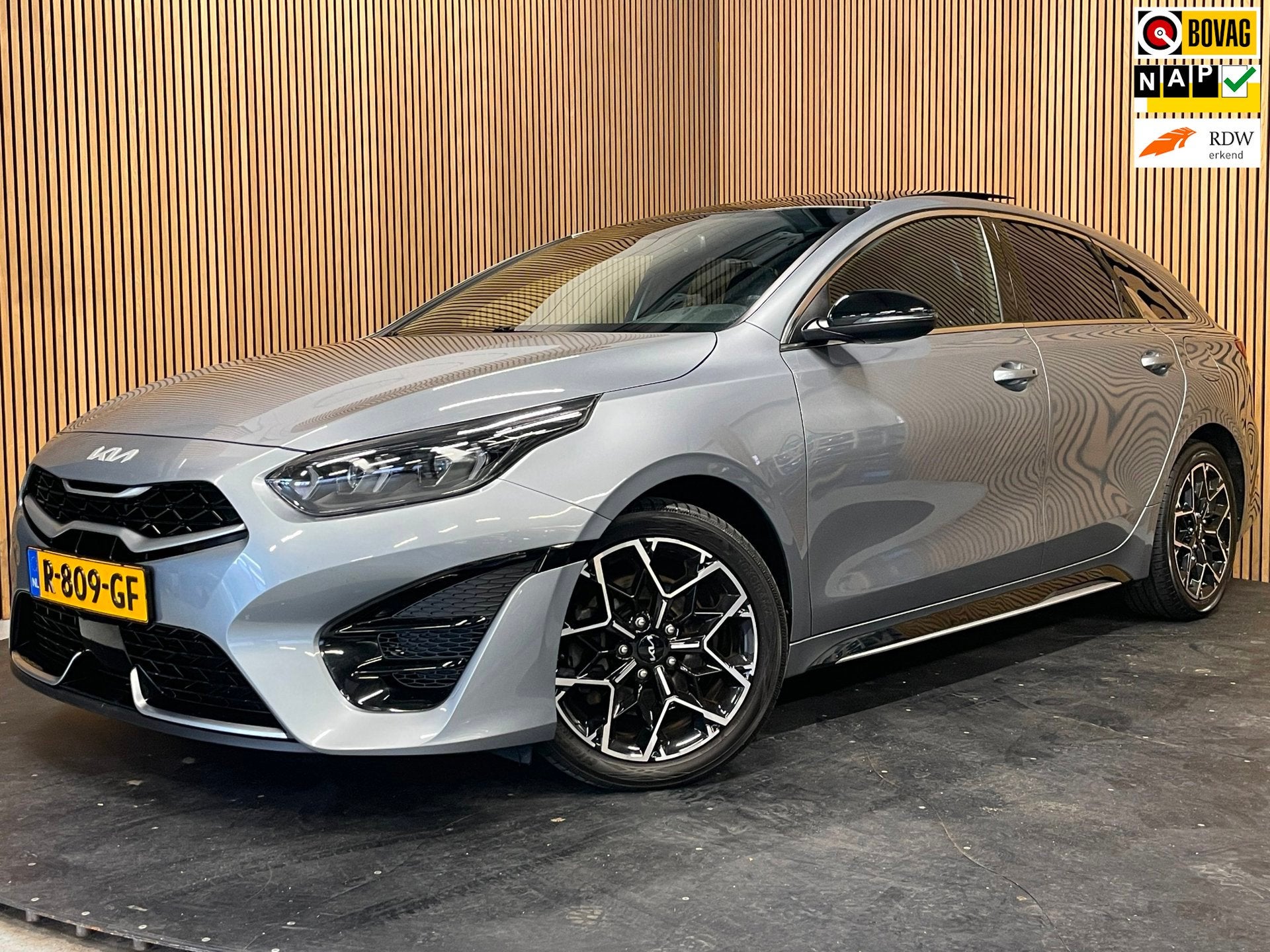 Kia ProCeed 1.0 T-GDi GT-Line 120PK|DIGITAL COCKPIT|PANO|NAV, Auto's, Voorwielaandrijving, Dealer onderhouden, Gebruikt, Origineel Nederlands