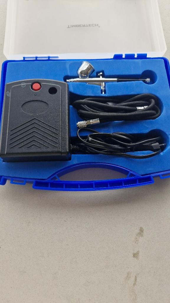 Airbrush set met compressor, Ophalen of Verzenden, Zo goed als nieuw, Airbrush en Toebehoren