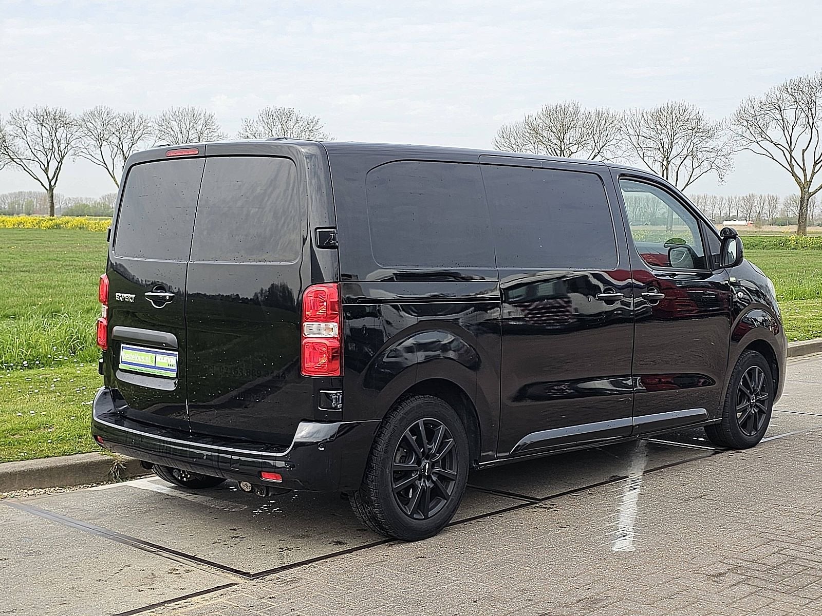 PEUGEOT EXPERT 2.0 l2 177pk automaat!, Automaat, Gebruikt, Zwart, Bedrijf